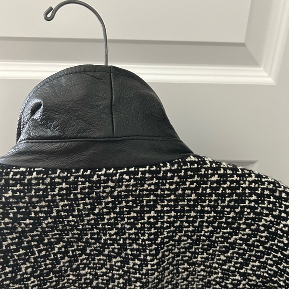 100% Black Leather and Tweed Motorcycle Jacket - Picture 11 of 13